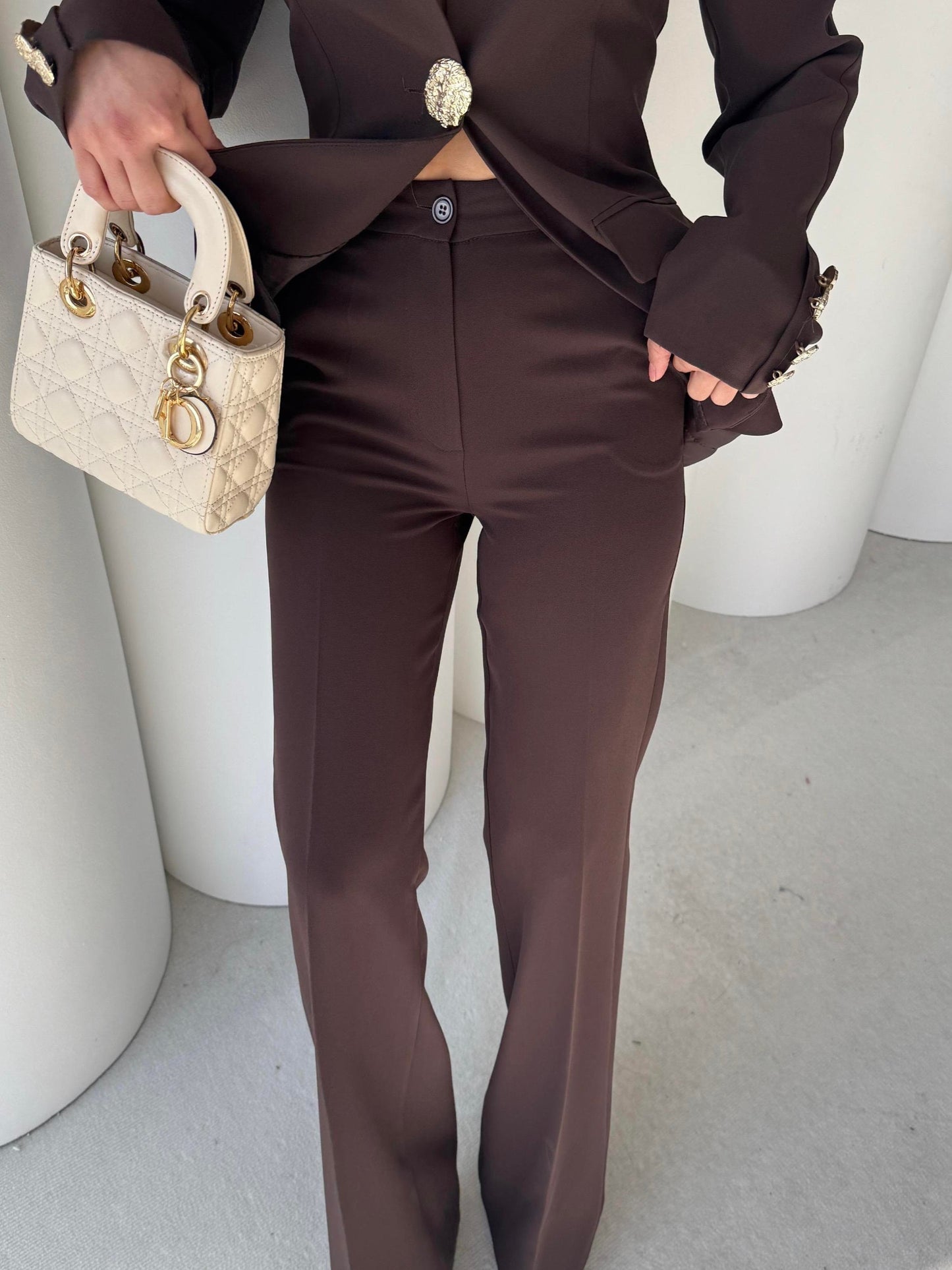 Tailleur Kedhira