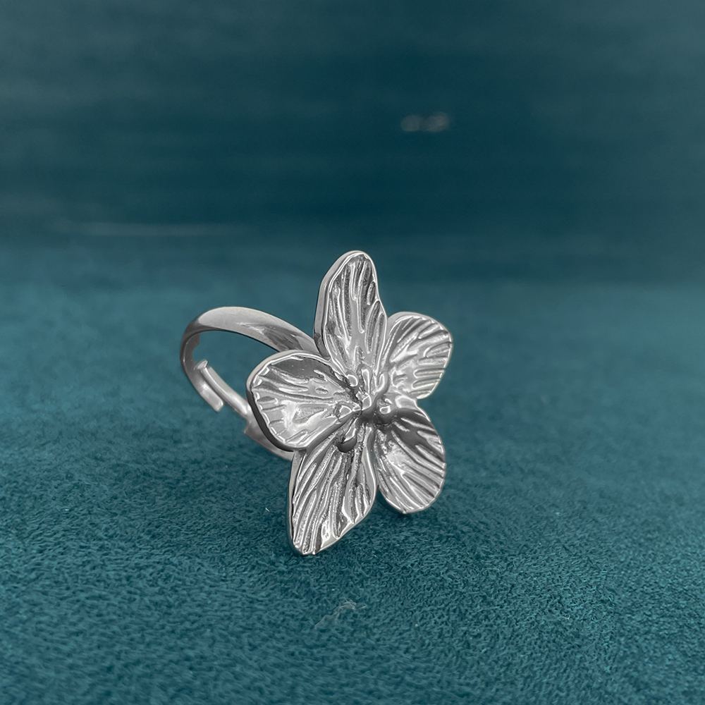 Anello Flower